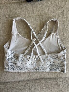 lululemon athletica White & Light Gray Cracked-Print Strappy Sports Bra